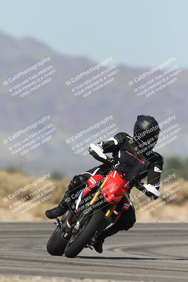 media/Oct-13-2025-Moto Forza (Mon) [[a66d839500]]/4-C Group/Session 3 (Turn 16)/